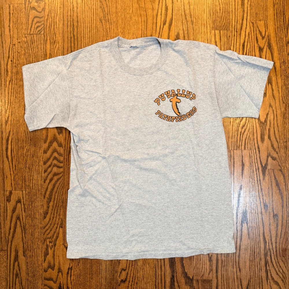 Puyallup Pioneers Pathfinders Graphic T-Shirt Gray Cabin Mountain Small/Medium